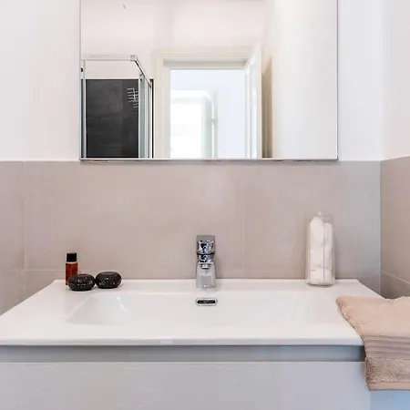 Zefiro Flexyrent Apt. A.c., Parking Close To Apartman *